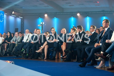  08.09.2018 WARSZAWA<br />KONWENCJA KOALICJI OBYWATELSKIEJ<br />N/Z JAROSLAW WALESA STAWOMIR NITRAS KATARZYNA LUBNAUER GRZEGORZ SCHETYNA BARBARA NOWACKA RAFAL TRZASKOWSKI DARIUSZ JONSKI ANDRZEJ HALICKI<br /> 