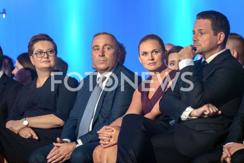  08.09.2018 WARSZAWA<br />KONWENCJA KOALICJI OBYWATELSKIEJ<br />N/Z KATARZYNA LUBNAUER GRZEGORZ SCHETYNA BARBARA NOWACKA RAFAL TRZASKOWSKI<br /> 