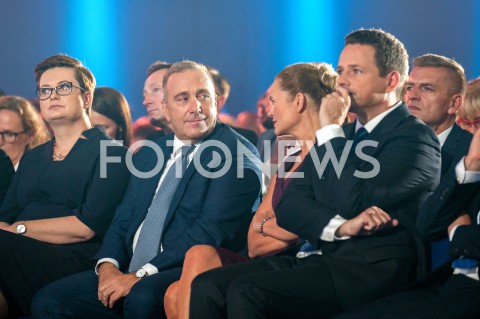  08.09.2018 WARSZAWA<br />KONWENCJA KOALICJI OBYWATELSKIEJ<br />N/Z KATARZYNA LUBNAUER GRZEGORZ SCHETYNA BARBARA NOWACKA RAFAL TRZASKOWSKI<br /> 