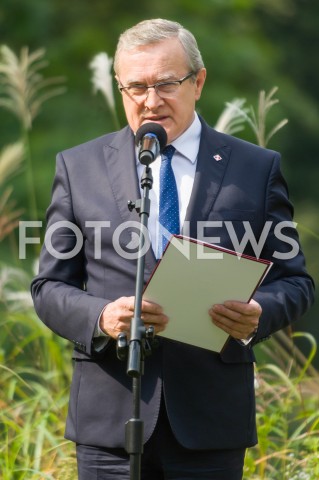  08.09.2018 WARSZAWA OGROD SASKI<br />AKCJA NARODOWE CZYTANIE 2018<br />N/Z PIOTR GLINSKI<br /> 