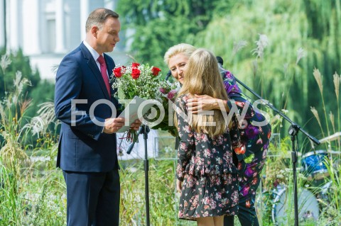  08.09.2018 WARSZAWA OGROD SASKI<br />AKCJA NARODOWE CZYTANIE 2018<br />N/Z PREZYDENT RP ANDRZEJ DUDA AGATA KORNHAUSER DUDA<br /> 