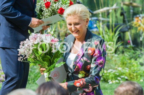  08.09.2018 WARSZAWA OGROD SASKI<br />AKCJA NARODOWE CZYTANIE 2018<br />N/Z AGATA KORNHAUSER DUDA<br /> 