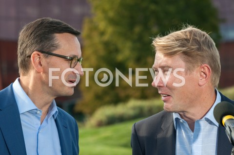  10.09.2018 WARSZAWA<br />KONFERENCJA PREMIERA MATEUSZA MORAWIECKIEGO ORAZ BYLEGO MISTRZA SWIATA W FORMULE 1 MIKI HAKKINENA<br />N/Z PREMIER MATEUSZ MORAWIECKI MIKA HAKKINEN<br /> 