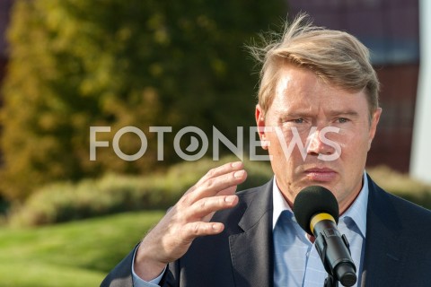  10.09.2018 WARSZAWA<br />KONFERENCJA PREMIERA MATEUSZA MORAWIECKIEGO ORAZ BYLEGO MISTRZA SWIATA W FORMULE 1 MIKI HAKKINENA<br />N/Z MIKA HAKKINEN<br /> 