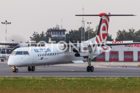  11.09.2018 LOTNISKO RZESZOW JASIONKA <br />SAMOLOT BOMBARDIER DASH 8 Q400 LINII LOTNICZEJ PLL LOT<br />N/Z SAMOLOT DASH DHC-8 LINIA LOTNICZA EUROLOT REJESTRACJA SP-EQG <br /> 