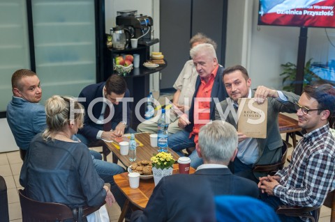  12.09.2018 WARSZAWA<br />SPOTKANIE PATRYKA JAKIEGO Z KONTRKANDYDATAMI DO URZEDU PREZYDENTA<br />N/Z PATRYK JAKI PIOTR GUZIAL PIOTR IKONOWICZ<br /> 