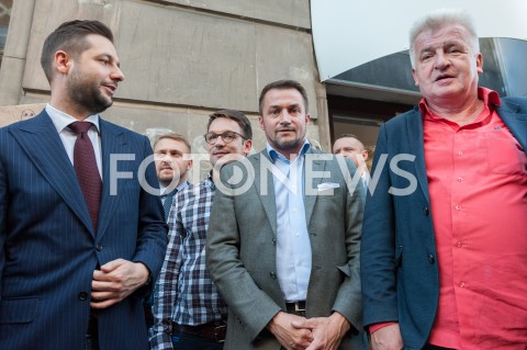  12.09.2018 WARSZAWA<br />SPOTKANIE PATRYKA JAKIEGO Z KONTRKANDYDATAMI DO URZEDU PREZYDENTA<br />N/Z PATRYK JAKI PIOTR GUZIAL PIOTR IKONOWICZ<br /> 