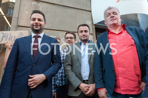  12.09.2018 WARSZAWA<br />SPOTKANIE PATRYKA JAKIEGO Z KONTRKANDYDATAMI DO URZEDU PREZYDENTA<br />N/Z PATRYK JAKI PIOTR GUZIAL PIOTR IKONOWICZ<br /> 