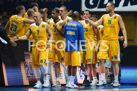  15.09.2018 GDYNIA<br />
KOSZYKOWKA - WIELKI MECZ OTWARCIA<br />
BASKETBALL - FRIENDLY MATCH<br />
ARKA GDYNIA - FC BARCELONA LASSA<br />
N/Z KRZYSZTOF SZUBARGA JOSHUA BOSTIC GRZEGORZ KAMINSKI ADAM LAPETA<br />
 