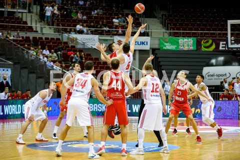  17.09.2018 GDANSK<br />
KOSZYKOWKA - KWALIFIKACJE DO MISTRZOSTW SWIATA FIBA 2019<br />
BASKETBALL - THE FIBA WORLD CUP 2019 QUALIFIERS<br />
POLSKA - CHORWACJA<br />
(poland - croatia)<br />
N/Z AARON CEL ADAM HRYCANIUK ADAM WACZYNSKI ROZPOCZECIE MECZU<br />
 