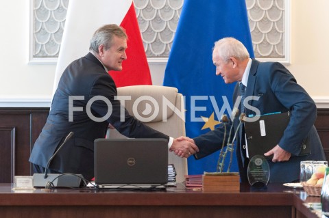  18.09.2018 WARSZAWA<br />POSIEDZENIE RADY MINISTROW<br />N/Z PIOTR GLINSKI KRZYSZTOF TCHORZEWSKI<br /> 