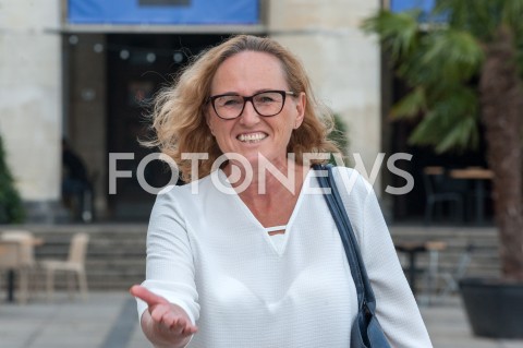  18.09.2018 WARSZAWA<br />SPOTKANIE RAFALA TRZASKOWSKIEGO Z PRZEDSTAWICIELAMI KONGRESU KOBIET<br />N/Z DOROTA EWA MALINOWSKA GRUPINSKA<br /> 