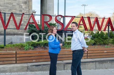  18.09.2018 WARSZAWA<br />SPOTKANIE RAFALA TRZASKOWSKIEGO Z PRZEDSTAWICIELAMI KONGRESU KOBIET<br />N/Z RAFAL TRZASKOWSKI MALGORZATA KIDAWA BLONSKA<br /> 
