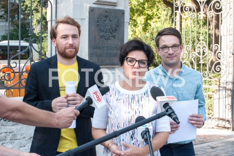  20.09.2018 WARSZAWA<br />KONFERENCJA PRZEDSTAWICIELI MIASTO JEST NASZE<br />N/Z JAN MENCWEL JUSTYNA GLUSMAN JACEK GRZESZAK<br /> 
