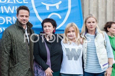  22.09.2018 WARSZAWA<br />PROTEST NAUCZYCIELI I RODZICOW PRZED MINISTERSTWEM EDUKACJI NARODOWEJ<br />N/Z RAFAL TRZASKOWSKI<br /> 