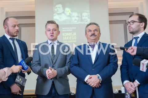  25.09.2018 WARSZAWA<br />PROMOCJA KSIAZKI KOMISJA JAKIEGO CZAS ROZLICZEN<br />N/Z JAKUB STEFANIAK BARTLOMIEJ OPALINSKI ADAM ZIELINSKI MAREK JAKUBIAK<br /> 