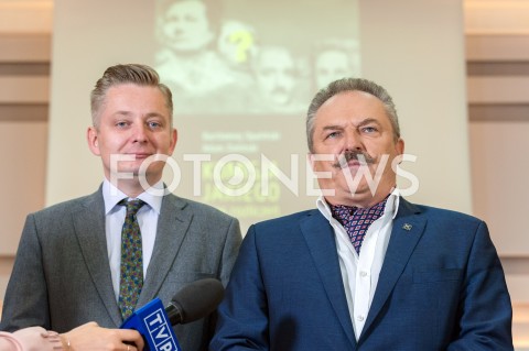  25.09.2018 WARSZAWA<br />PROMOCJA KSIAZKI KOMISJA JAKIEGO CZAS ROZLICZEN<br />N/Z JAKUB STEFANIAK MAREK JAKUBIAK<br /> 