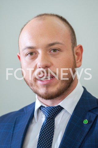  25.09.2018 WARSZAWA<br />PROMOCJA KSIAZKI KOMISJA JAKIEGO CZAS ROZLICZEN<br />N/Z BARTLOMIEJ OPALINSKI<br /> 