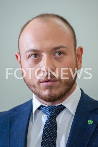  25.09.2018 WARSZAWA<br />PROMOCJA KSIAZKI KOMISJA JAKIEGO CZAS ROZLICZEN<br />N/Z BARTLOMIEJ OPALINSKI<br /> 