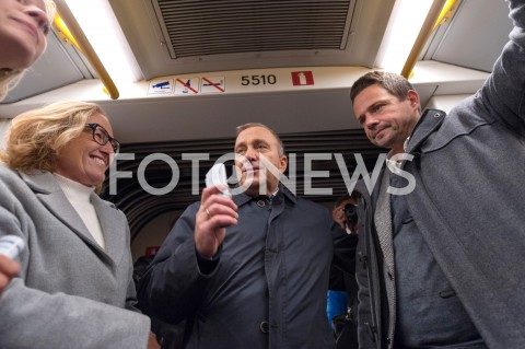  25.09.2018 WARSZAWA<br />KAMPANIA SAMORZADOWA PO W WARSZAWIE<br />N/Z RAFAL TRZASKOWSKI GRZEGORZ SCHETYNA DOROTA EWA MALINOWSKA GRUPINSKA<br /> 