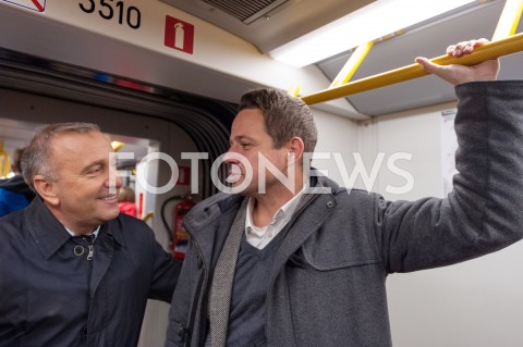  25.09.2018 WARSZAWA<br />KAMPANIA SAMORZADOWA PO W WARSZAWIE<br />N/Z RAFAL TRZASKOWSKI GRZEGORZ SCHETYNA<br /> 