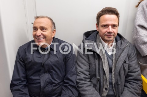  25.09.2018 WARSZAWA<br />KAMPANIA SAMORZADOWA PO W WARSZAWIE<br />N/Z RAFAL TRZASKOWSKI GRZEGORZ SCHETYNA<br /> 