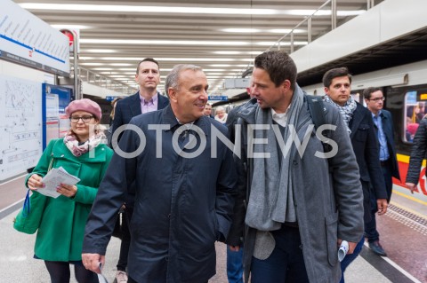  25.09.2018 WARSZAWA<br />KAMPANIA SAMORZADOWA PO W WARSZAWIE<br />N/Z RAFAL TRZASKOWSKI GRZEGORZ SCHETYNA<br /> 