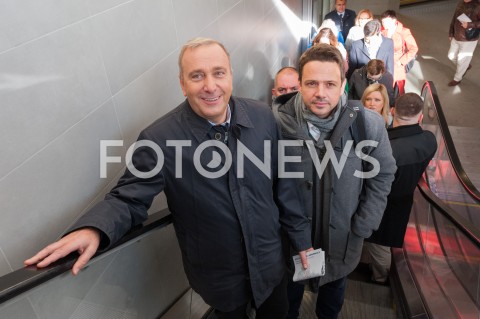  25.09.2018 WARSZAWA<br />KAMPANIA SAMORZADOWA PO W WARSZAWIE<br />N/Z RAFAL TRZASKOWSKI GRZEGORZ SCHETYNA<br /> 