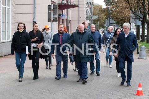  25.09.2018 WARSZAWA<br />START KAMPANII JACKA WOJCIECHOWICZA 18 DZIELNIC W 18 DNI<br />N/Z JACEK WOJCIECHOWICZ JERZY BUDZYN GRZEGORZ WYSOCKI ALEKSANDRA SHEYBAL ROSTEK<br /> 