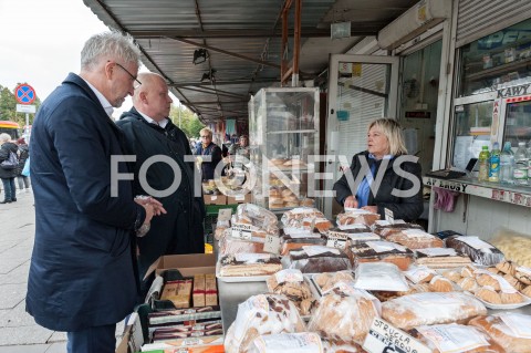  25.09.2018 WARSZAWA<br />START KAMPANII JACKA WOJCIECHOWICZA 18 DZIELNIC W 18 DNI<br />N/Z JACEK WOJCIECHOWICZ GRZEGORZ WYSOCKI<br /> 