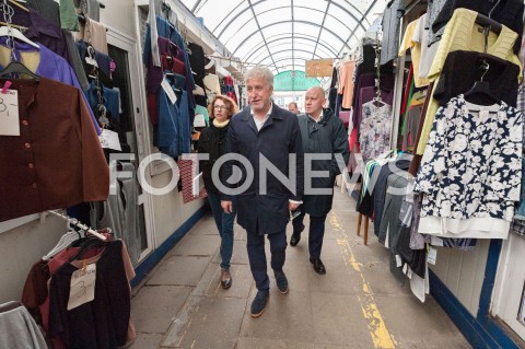  25.09.2018 WARSZAWA<br />START KAMPANII JACKA WOJCIECHOWICZA 18 DZIELNIC W 18 DNI<br />N/Z JACEK WOJCIECHOWICZ GRZEGORZ WYSOCKI ALEKSANDRA SHEYBAL ROSTEK<br /> 