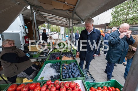  25.09.2018 WARSZAWA<br />START KAMPANII JACKA WOJCIECHOWICZA 18 DZIELNIC W 18 DNI<br />N/Z JACEK WOJCIECHOWICZ GRZEGORZ WYSOCKI<br /> 