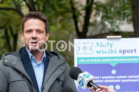  27.09.2018 WARSZAWA<br />BRIEFING PRASOWY KANDYDATA NA PREZYDENTA WARSZAWY RAFALA TRZASKOWSKIEGO NA TEMAT SPORTU W WARSZAWIE<br />N/Z RAFAL TRZASKOWSKI<br /> 