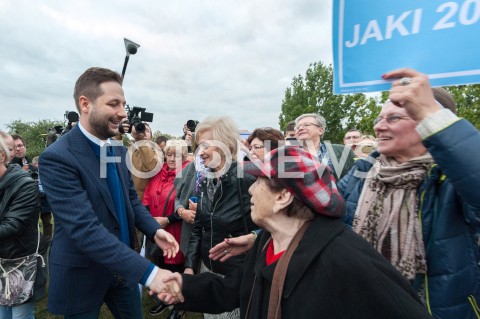  27.09.2018 WARSZAWA<br />SPOTKANIE PATRYKA JAKIEGO Z MIESZKANCAMI BRODNA<br />N/Z PATRYK JAKI<br /> 