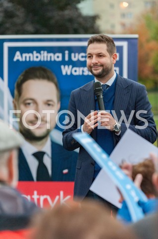  27.09.2018 WARSZAWA<br />SPOTKANIE PATRYKA JAKIEGO Z MIESZKANCAMI BRODNA<br />N/Z PATRYK JAKI<br /> 