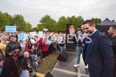  27.09.2018 WARSZAWA<br />SPOTKANIE PATRYKA JAKIEGO Z MIESZKANCAMI BRODNA<br />N/Z PATRYK JAKI<br /> 