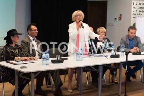  27.09.2018 WARSZAWA<br />KAMPANIA WYBORCZA KRYSTYNY KRZEKOTOWSKIEJ<br />N/Z KRYSTYNA KRZEKOTOWSKA WITOLD KOWALSKI KRYSTYNA LEMPEK EWA WIERZBOWSKA ANDRZEJ REPALSKI<br /> 