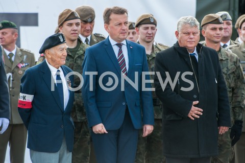  27.09.2018 WARSZAWA<br />
PIERWSZE CENTRALNE OBCHODY SWIETA WOJSKA OBRONY TERYTORIALNEJ<br />
N/Z MARIUSZ BLASZCZAK MAREK SUSKI PULKOWNIK PLK JERZY MAJKOWSKI ( CZLONEK ZARZADU SWIATOWEGO ZWIAZKU ZOLNIERZY ARMII KRAJOWEJ )<br />
 