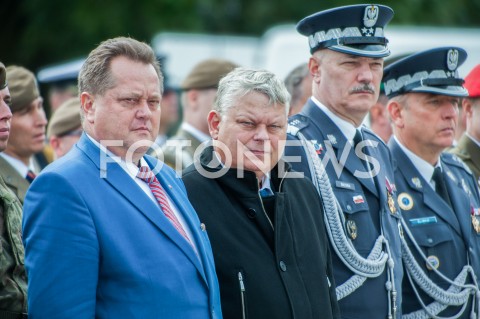  27.09.2018 WARSZAWA<br />
PIERWSZE CENTRALNE OBCHODY SWIETA WOJSKA OBRONY TERYTORIALNEJ<br />
N/Z JAROSLAW ZIELINSKI MAREK SUSKI GENERAL MICHAL SIKORA<br />
 