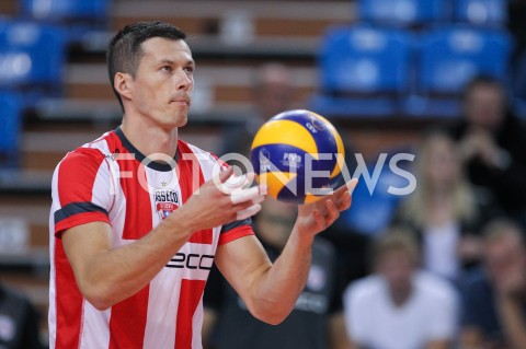  29.09.2018 RZESZOW <br />
SIATKOWKA<br />
MECZ SPARINGOWY <br />
ASSECO RESOVIA - JASTRZEBSKI WEGIEL<br />
N/Z RAFAL BUSZEK SYLWETKA<br />
 