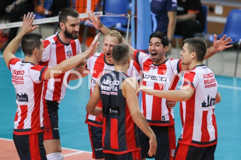  29.09.2018 RZESZOW <br />
SIATKOWKA<br />
MECZ SPARINGOWY <br />
ASSECO RESOVIA - JASTRZEBSKI WEGIEL<br />
N/Z RAFAEL REDWITZ MARCIN MOZDZONEK RAFAL BUSZEK JAKUB JAROSZ NICOLAS NIKOLAS SZERSZEN RADOSC EMOCJE <br />
 