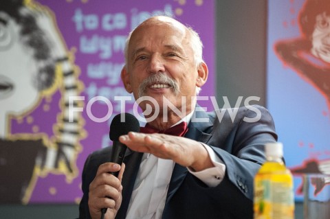  30.09.2018 WARSZAWA<br />SPOTKANIE KANDYDATA NA PREZYDENTA WARSZAWY JANUSZA KORWIN MIKKEGO Z WYBORCAMI<br />N/Z JANUSZ KORWIN MIKKE<br /> 