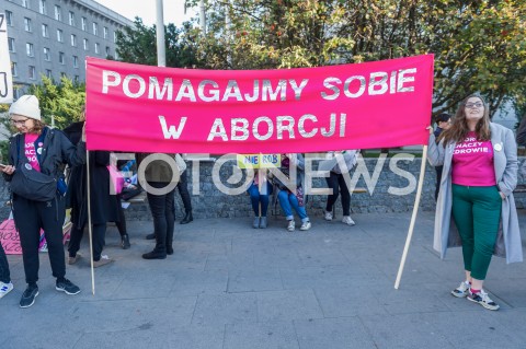  30.09.2018 WARSZAWA<br />SWIATOWY DZIEN BEZPIECZNEJ ABORCJI<br />N/Z UCZESTNICY<br /> 