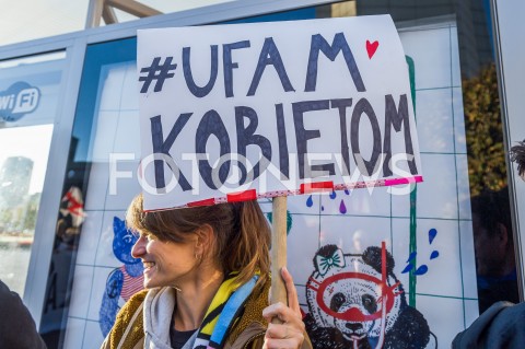  30.09.2018 WARSZAWA<br />SWIATOWY DZIEN BEZPIECZNEJ ABORCJI<br />N/Z UCZESTNICY<br /> 