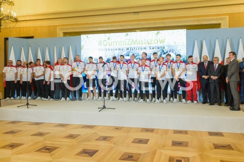 01.10.2018 WARSZAWA<br />SPOTKANIE PREMIERA Z MISTRZAMI SWIATA W PILCE SIATKOWEJ MEZCZYZN 2018<br />N/Z MISTRZOWIE SWIATA<br /> 