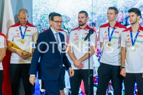  01.10.2018 WARSZAWA<br />SPOTKANIE PREMIERA Z MISTRZAMI SWIATA W PILCE SIATKOWEJ MEZCZYZN 2018<br />N/Z PREMIER MATEUSZ MORAWIECKI<br /> 