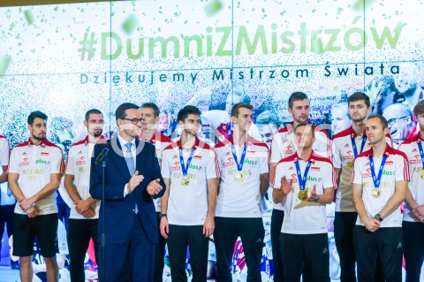  01.10.2018 WARSZAWA<br />SPOTKANIE PREMIERA Z MISTRZAMI SWIATA W PILCE SIATKOWEJ MEZCZYZN 2018<br />N/Z PREMIER MATEUSZ MORAWIECKI<br /> 