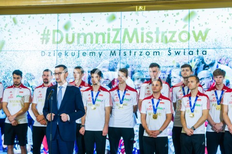  01.10.2018 WARSZAWA<br />SPOTKANIE PREMIERA Z MISTRZAMI SWIATA W PILCE SIATKOWEJ MEZCZYZN 2018<br />N/Z PREMIER MATEUSZ MORAWIECKI<br /> 