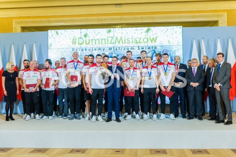  01.10.2018 WARSZAWA<br />SPOTKANIE PREMIERA Z MISTRZAMI SWIATA W PILCE SIATKOWEJ MEZCZYZN 2018<br />N/Z PREMIER MATEUSZ MORAWIECKI<br /> 