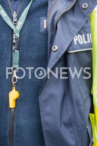  02.10.2018 WARSZAWA<br />PROTEST SLUZB MUNDUROWYCH<br />N/Z POLICJANT Z GWIZDKIEM<br /> 